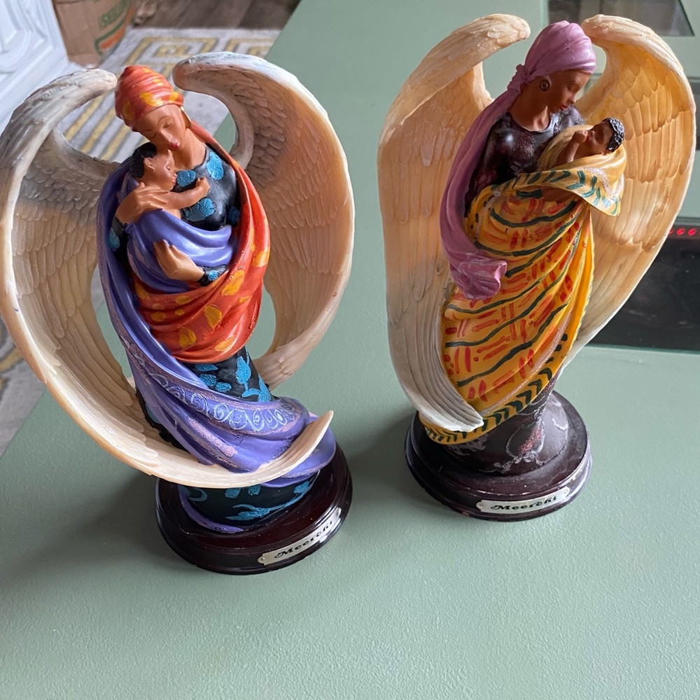 2 Home Interiors Figurine Heavenly Gift 11299 Angel With Wings Holding Baby